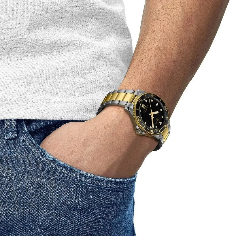 Tissot Seastar 1000 Men's Black Watch T1204102205100