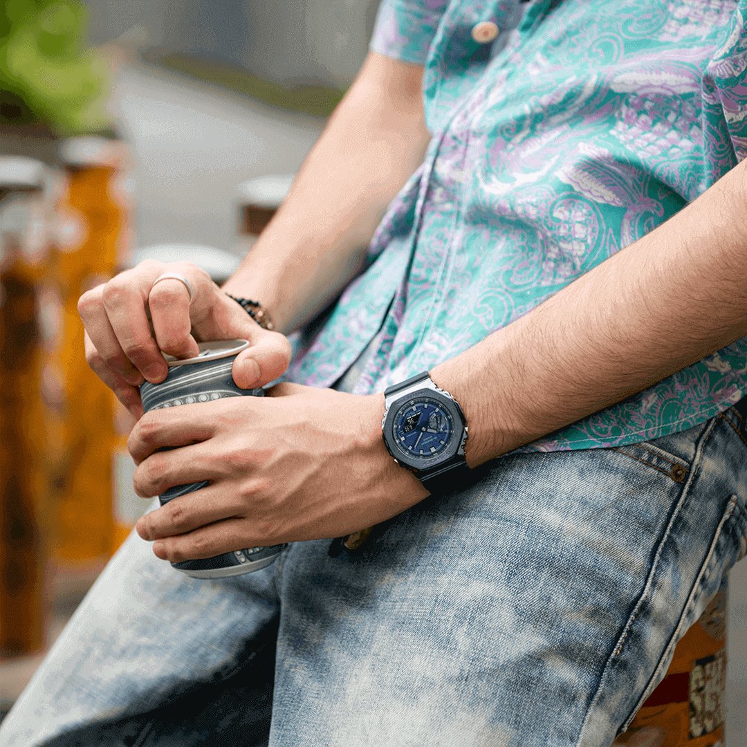 Casio G-Shock Men's Blue Watch GM-2100N-2AER